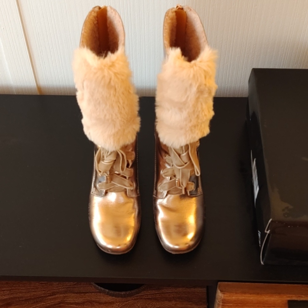 Beautiful Nanette Lepore Lace Up Boots